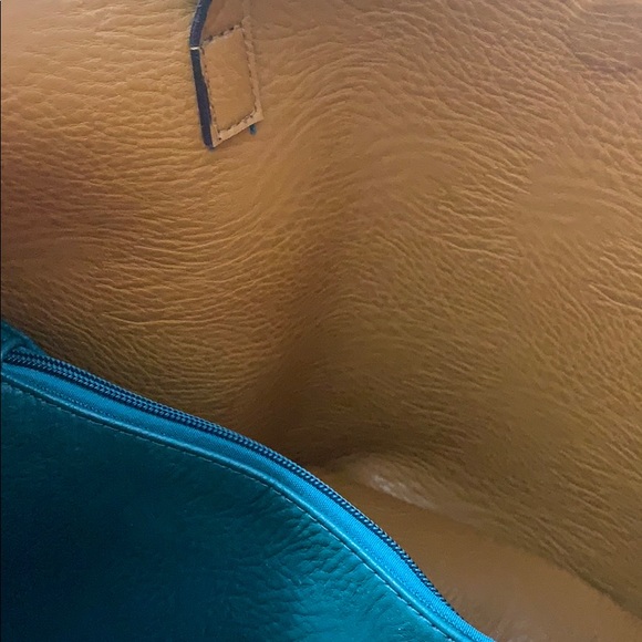 Handbag - Picture 3 of 4